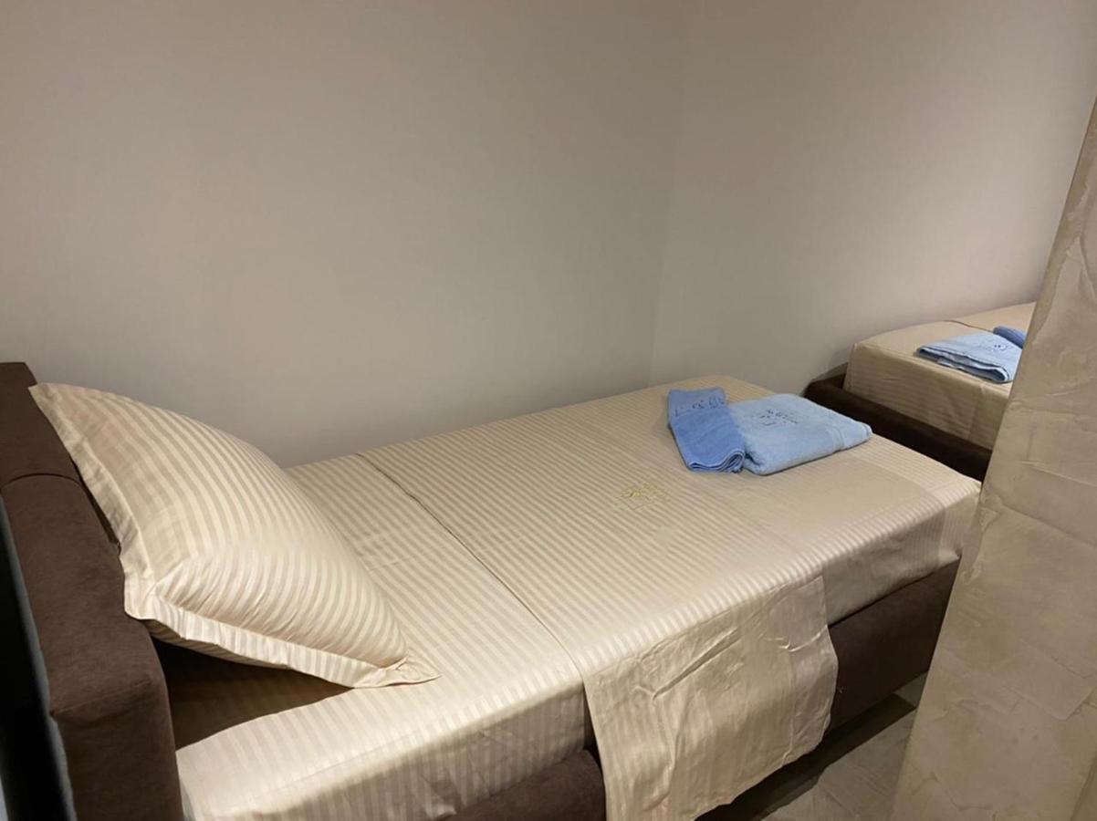 Vlorë Ritson Hotel מראה חיצוני תמונה
