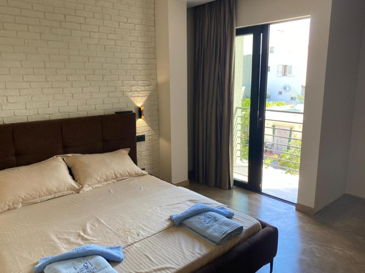 Vlorë Ritson Hotel מראה חיצוני תמונה
