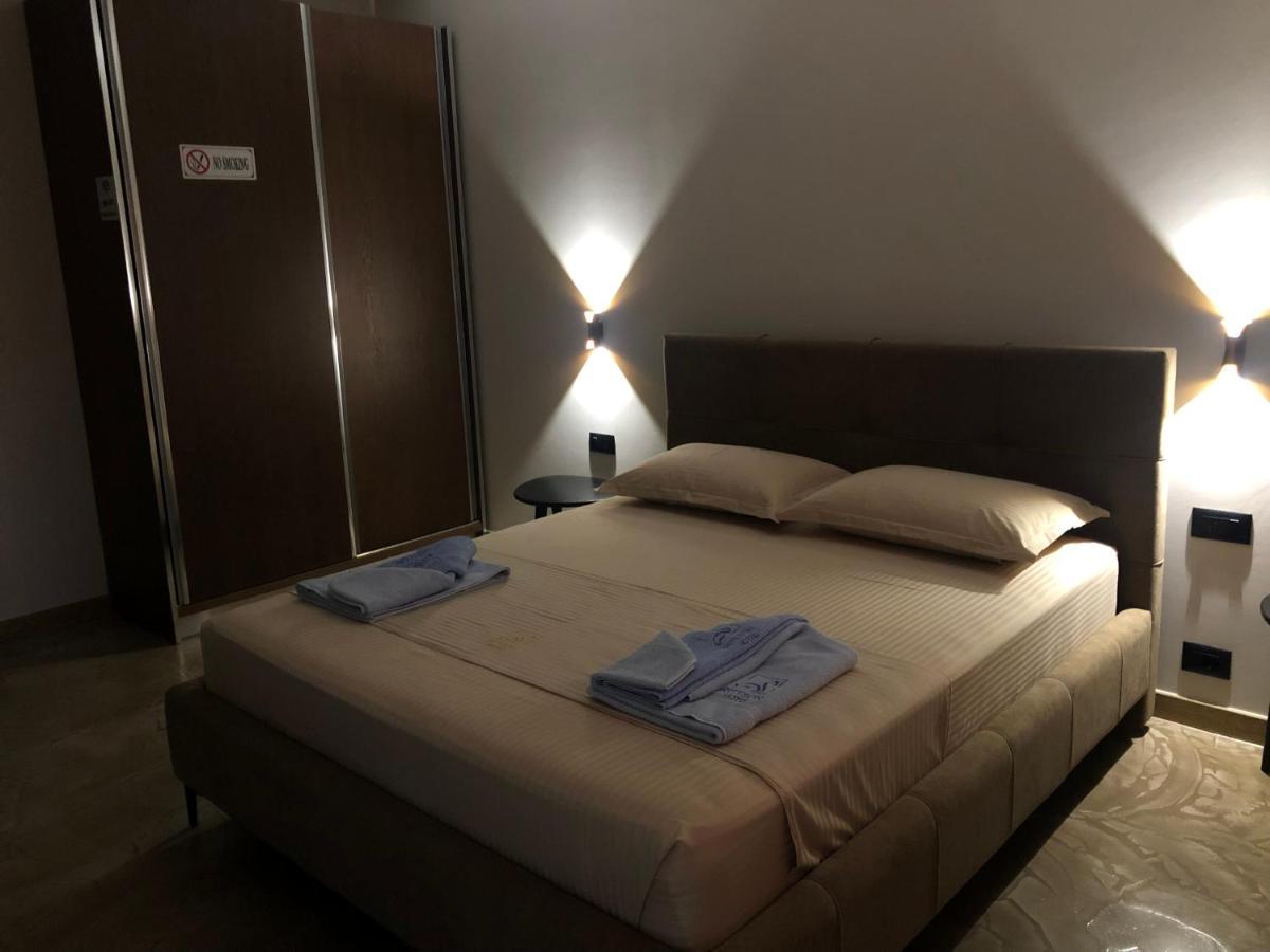 Vlorë Ritson Hotel מראה חיצוני תמונה