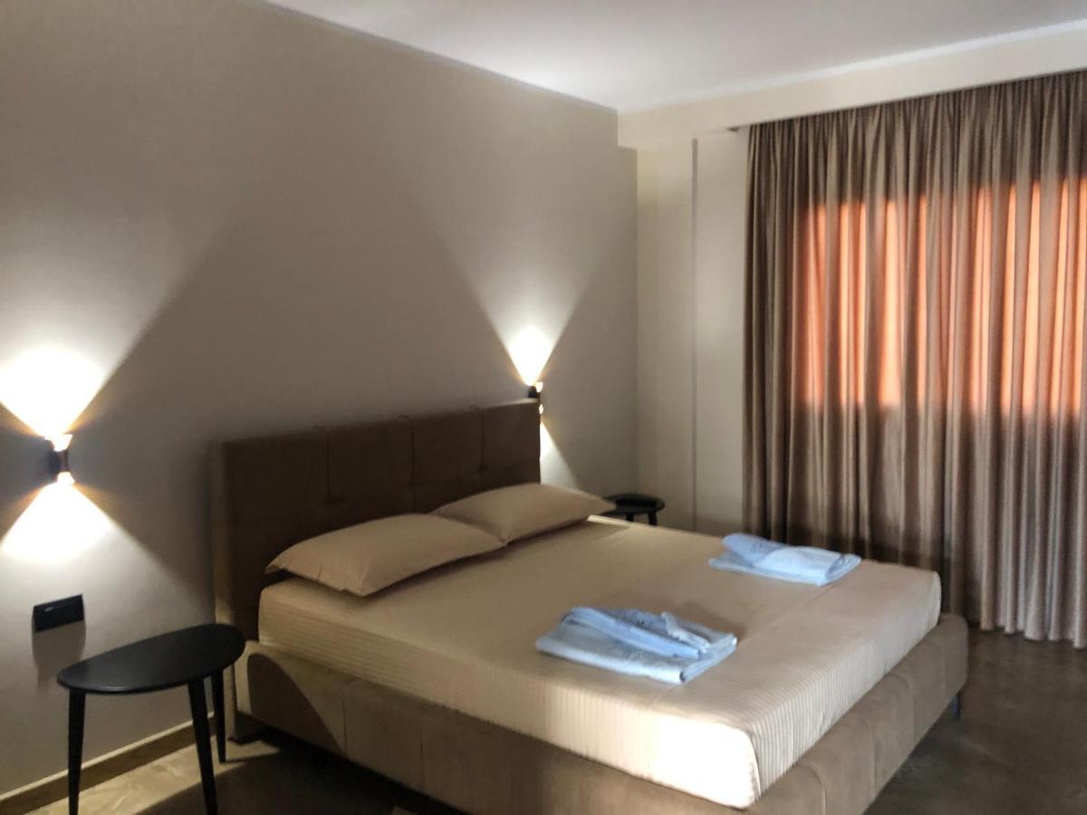 Vlorë Ritson Hotel מראה חיצוני תמונה